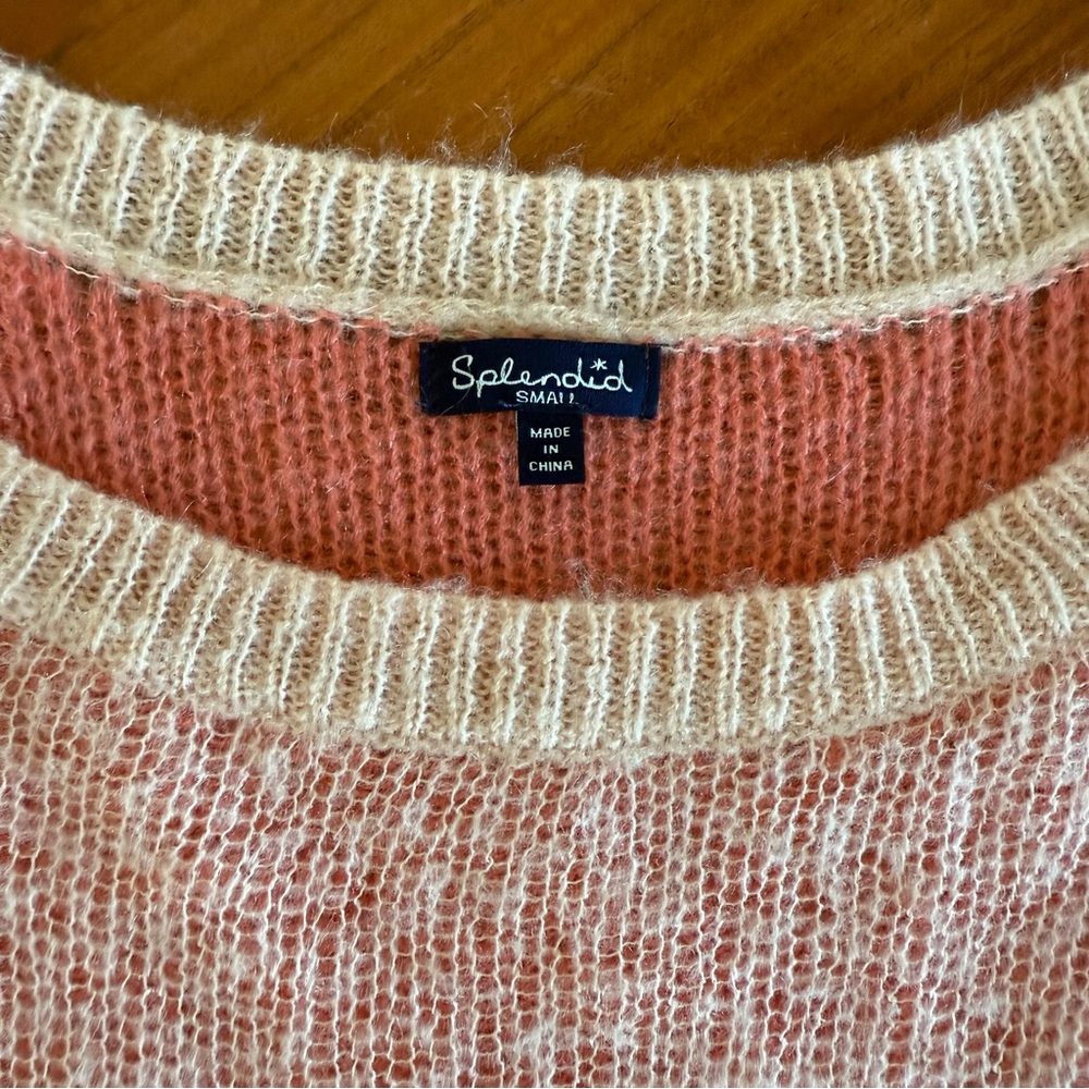 🦊 Splendid Coral Crew Neck Sweater - Picture 5 of 9